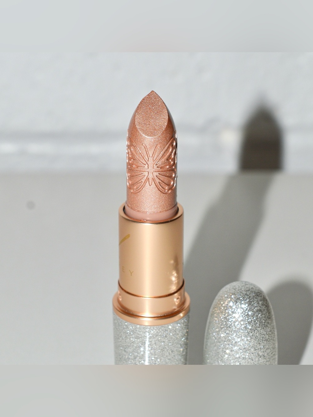 MAC Cosmetics Lipstick *ALL I WANT* Mariah Carey Limited Edition Pearl BNWOB - Picture 6 of 9